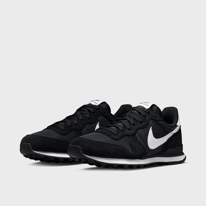 Nike   WMNS Internationalist negro 10645 4