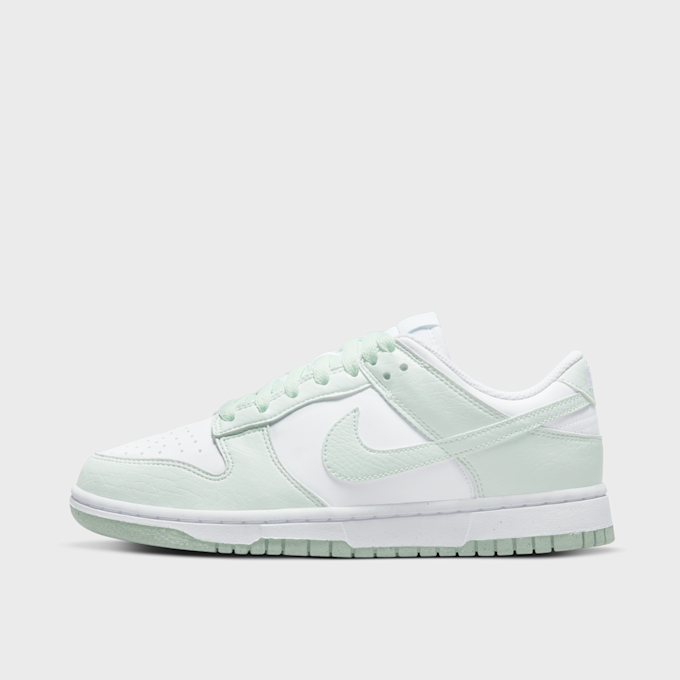Nike WMNS Dunk Low Next Nature weiß 10692 1