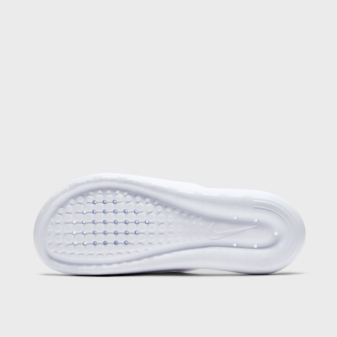 Nike   WMNS Victori One blanc 11053 3