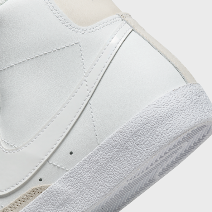 Nike Blazer Mid '77 (GS) bijela 11098 8