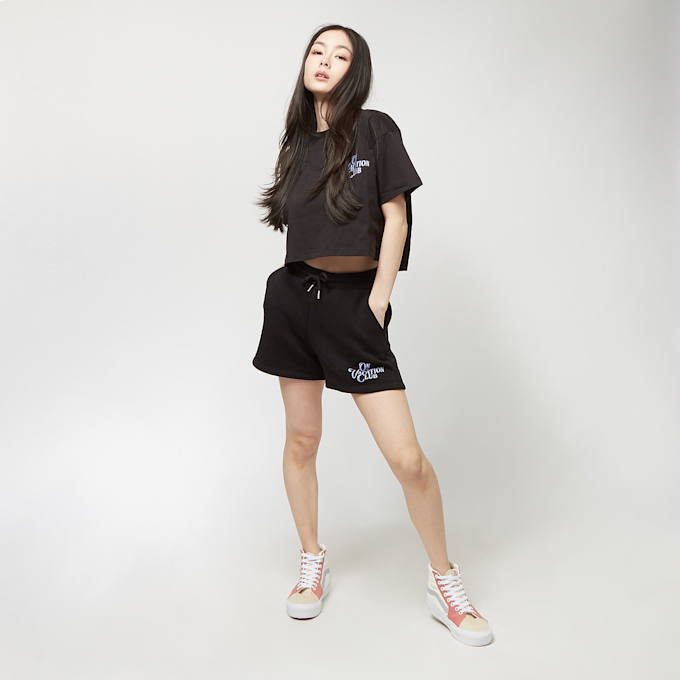 On Vacation Calligraphy Cropped Top zwart 11720 4