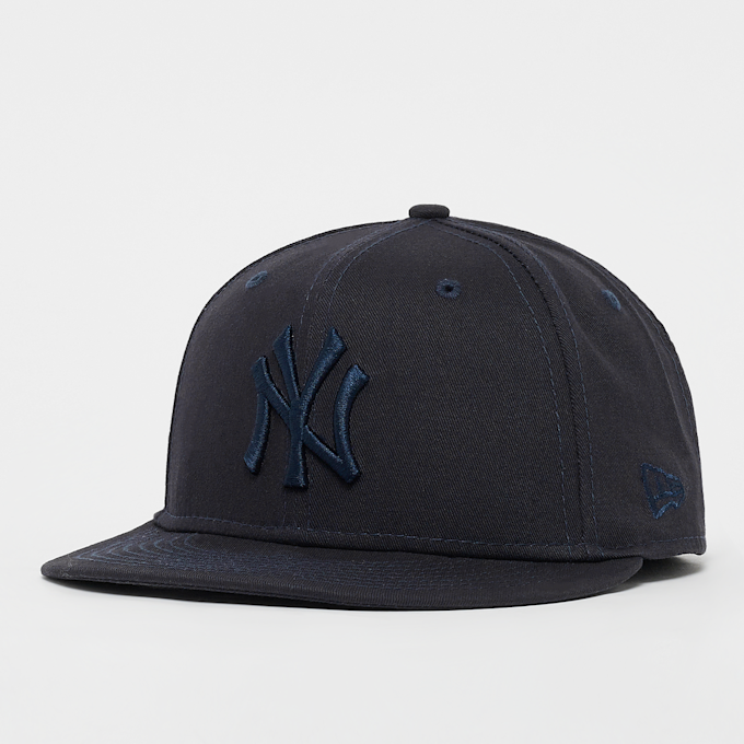 New Era 9Fifty League Essential MLB New York Yankees plava 12078 1