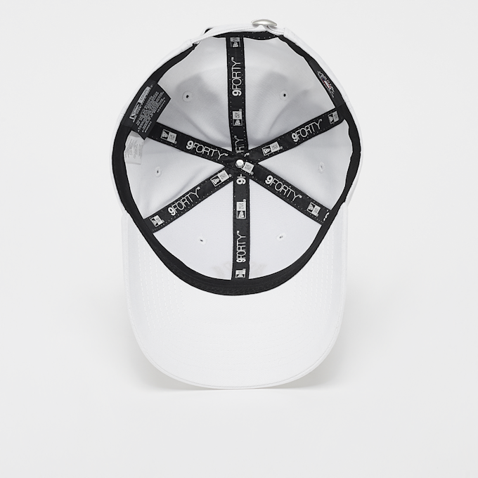 New Era 9Forty League Essential MLB New York Yankees bijela 12109 3