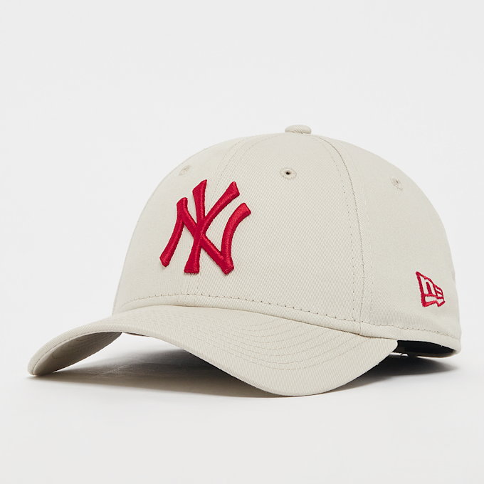 New Era 9Forty League Essential MLB New York Yankees beige 12110 1