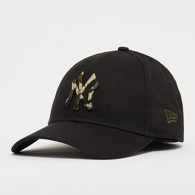 New Era 9Forty Wild Camo MLB New York Yankees zwart 12122 1