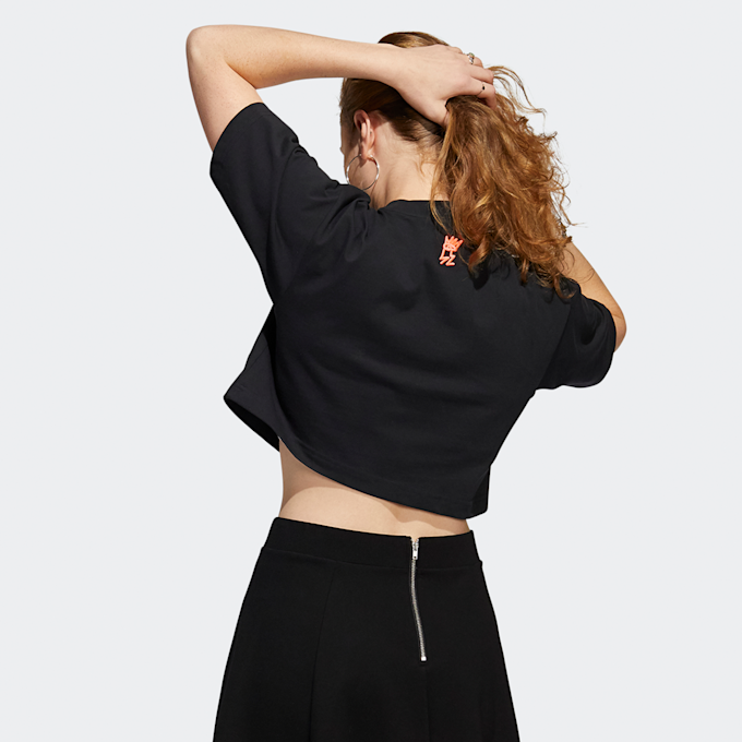 adidas Originals Love Unites Cropped Trefoil T-Shirt zwart 12604 2