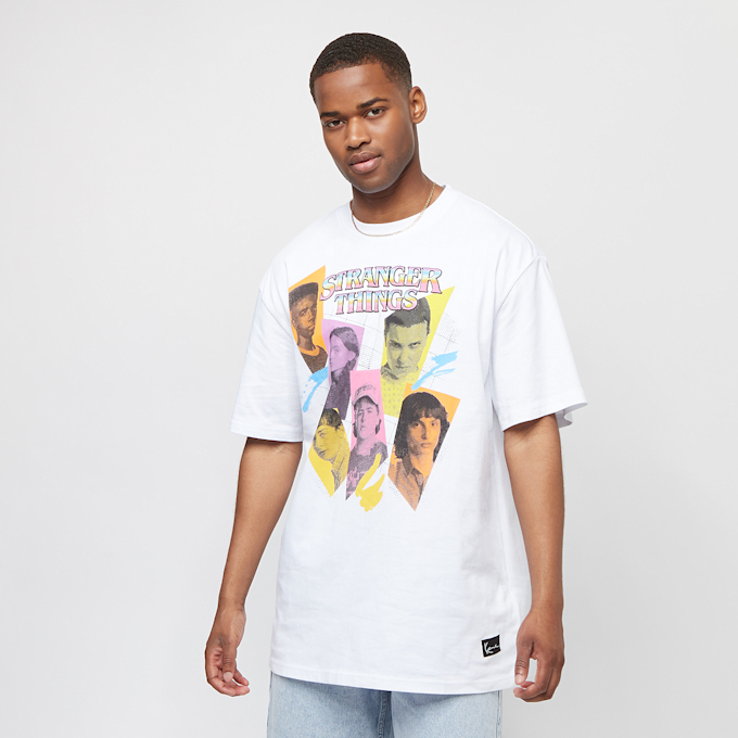 Karl Kani x Stranger Things Woven Signature Print Tee bijela 12912 1