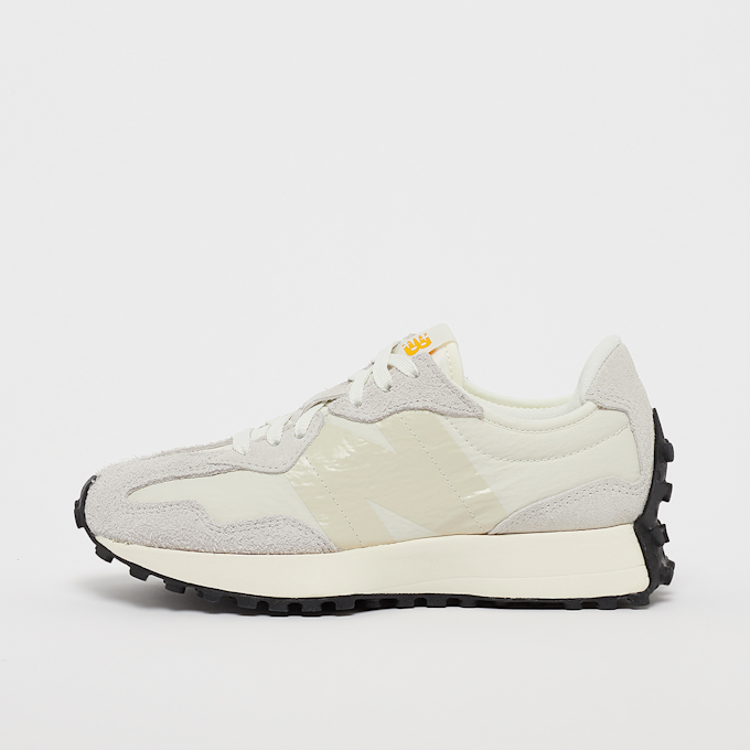 New Balance 327 siva 15973 1