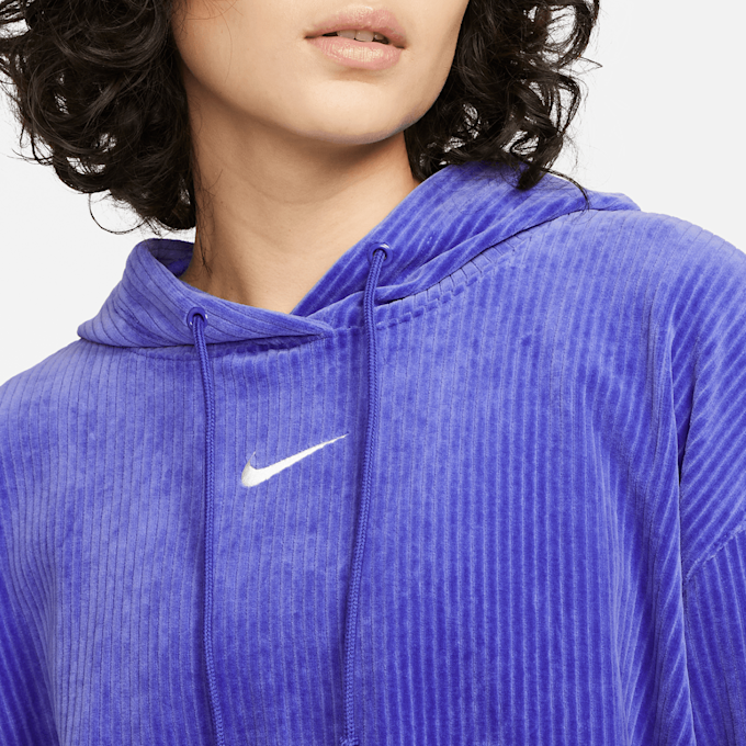 Nike Sportswear Women's Velour Cropped Pullover Hoodie blauw 16121 3