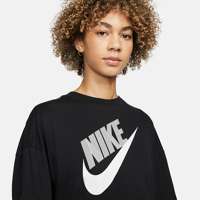 Nike Sportswear Dance T-Shirt preto 16126 3