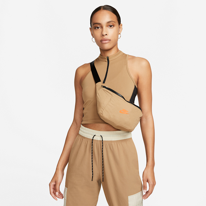 Nike   Nike Sportswear Revolution Women's 1/2-Zip Jacket marrone 16139 6