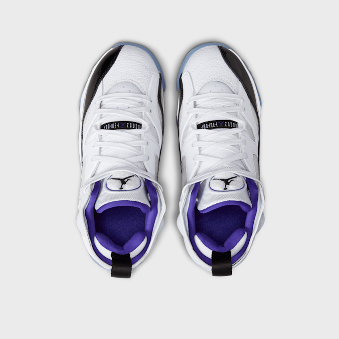 Jordan Jumpman Two Trey (GS) biały 16299 6