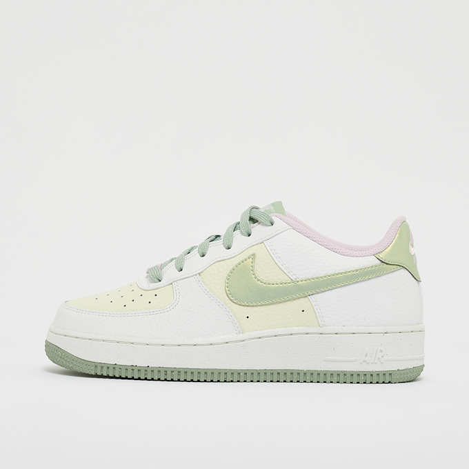 Nike Air Force 1 LV8 (GS) bijela 16561 1