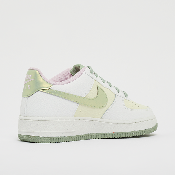 Nike Air Force 1 LV8 (GS) bijela 16561 3