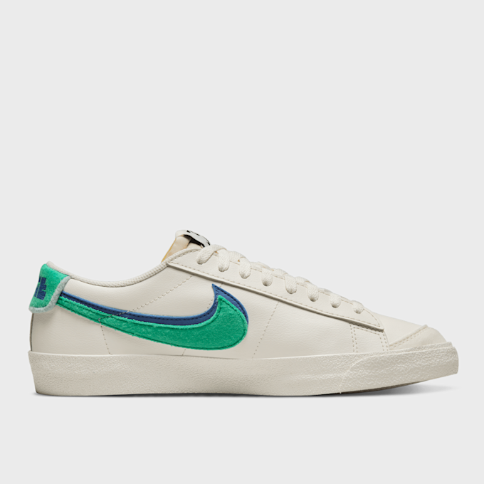 Nike   Blazer Low '77 SE bijela 16636 2