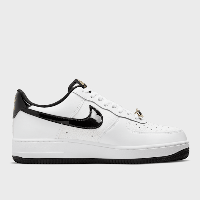 Nike   Air Force 1 07 LV8 EMB blanc 16720 2