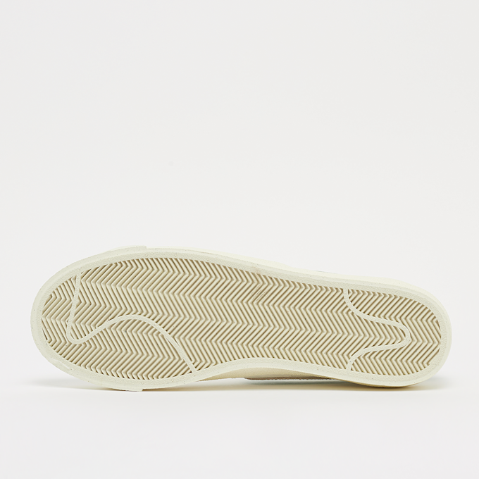 Nike Blazer Low 77 PRM biały 16731 4