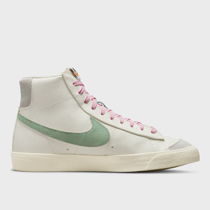 Nike Blazer Mid 77 PRM bijela 16733 2