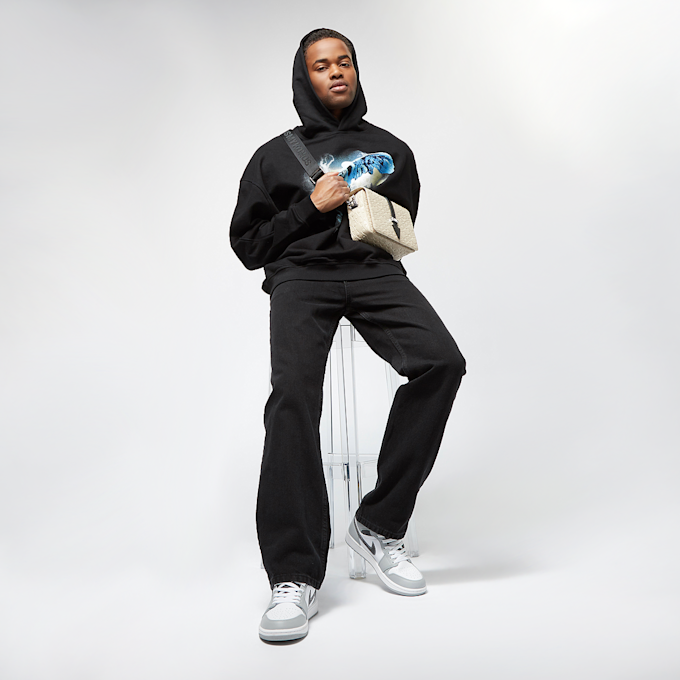 PEQUS Chasing Dreams Graphic Hoodie preto 17831 4