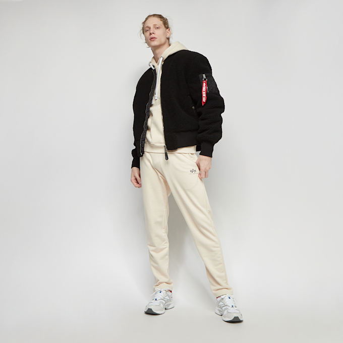 Alpha Industries Ma-1 Teddy czarny 13087 6