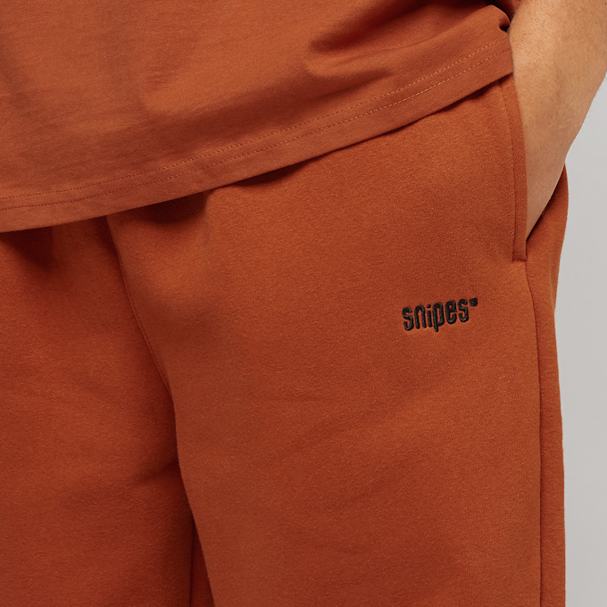SNIPES Small Logo Essential Loose Sweatpants bruin 13312 3