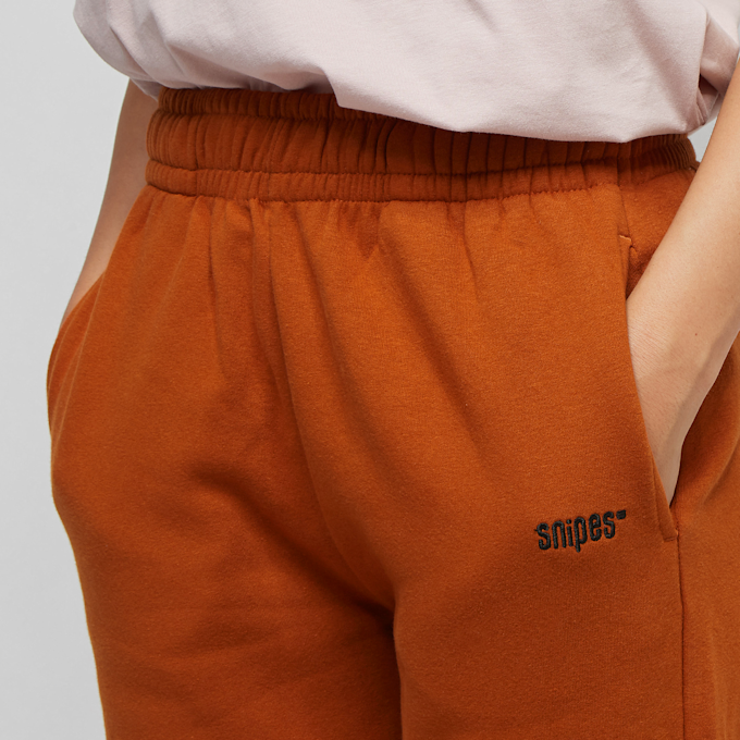 SNIPES Small Logo Essential Oversize Sweatpant brązowy 14639 3