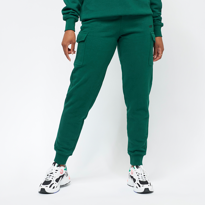 SNIPES Small Logo Essential Tight Cargo Sweatpants zelena 14641 1