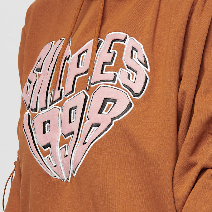 SNIPES Heart College Logo Cropped Ruched Hoodie smeđa 14692 4