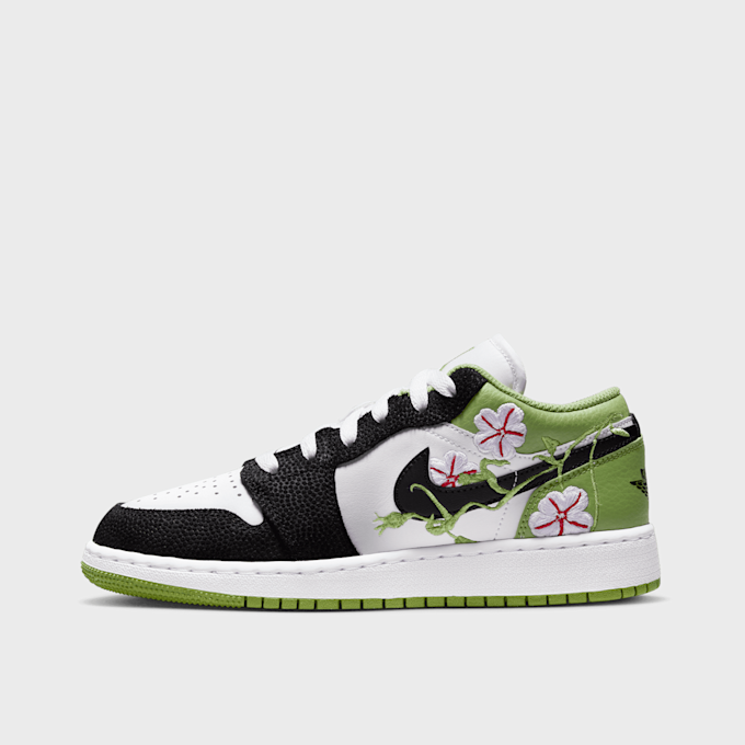 Jordan 1 Low SE (GS) weiß 14786 1