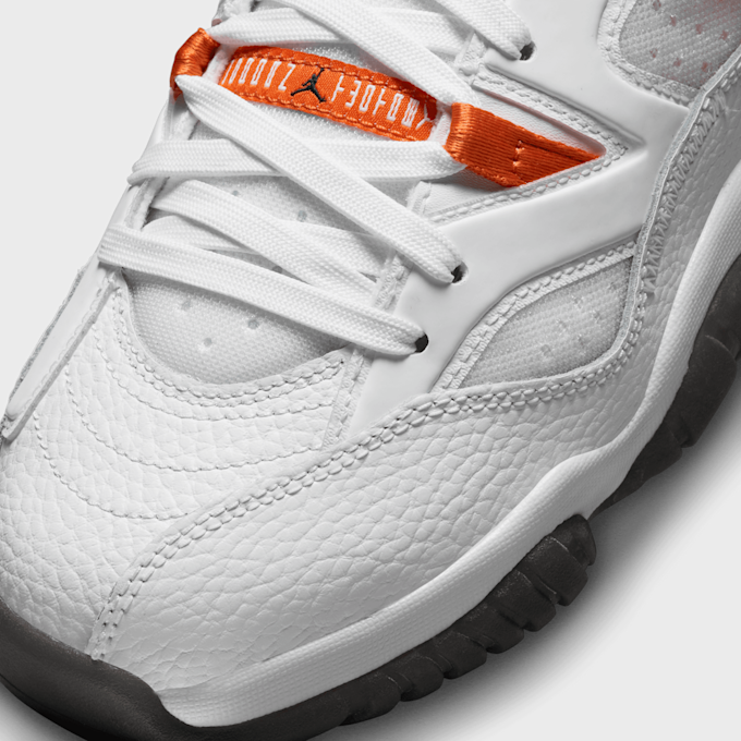 Jordan Jumpman Two Trey (GS) biały 14825 7