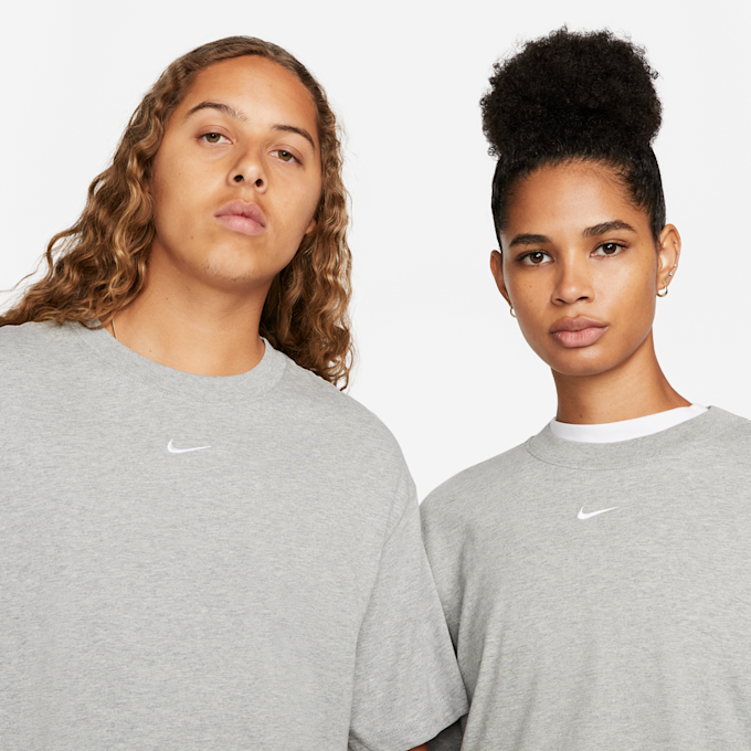 Nike Sportswear Essentials T-Shirt siva 14893 3