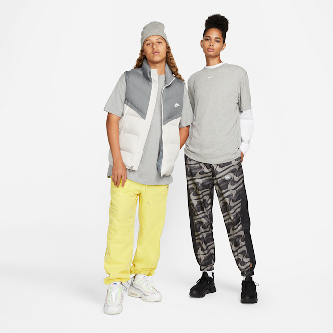 Nike Sportswear Essentials T-Shirt grau 14893 4