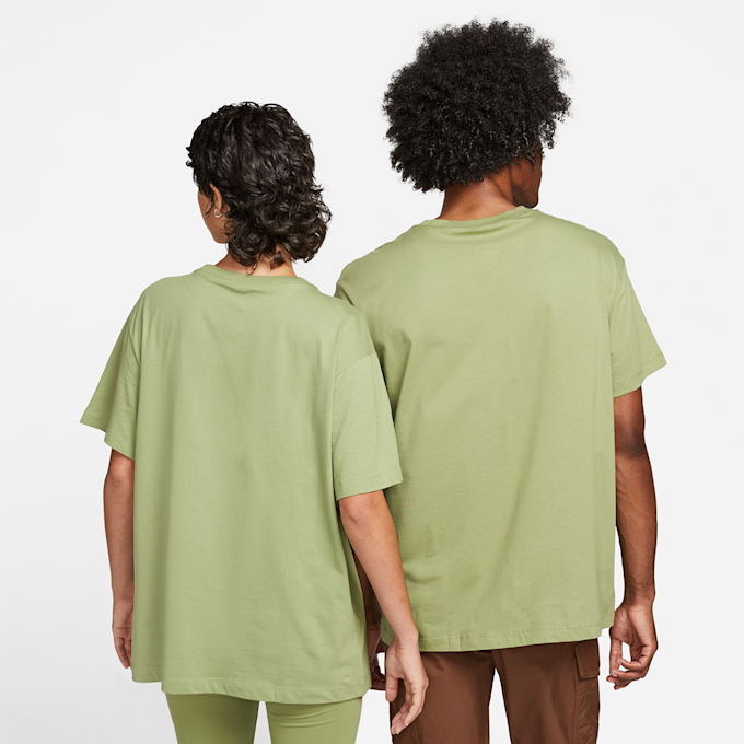 Nike Sportswear Essentials T-Shirt grün 14903 2