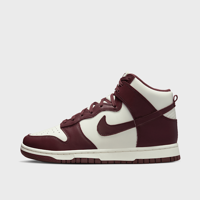 Nike WMNS Dunk High rot 14956 1