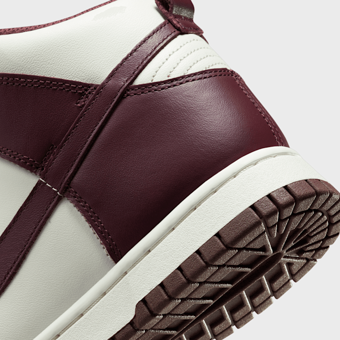 Nike WMNS Dunk High czerwony 14956 8