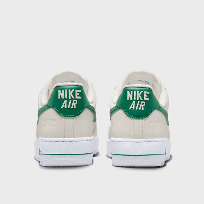 Nike WMNS Air Force 1 '07 SE bijela 14980 5