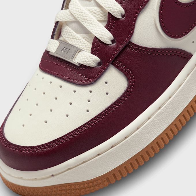Nike Air Force 1 LV8 2 (GS) rot 15002 7