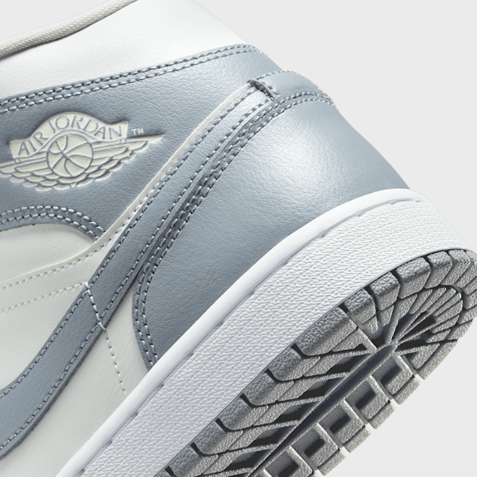 Jordan WMNS Air Jordan 1 Mid grijs 15058 8