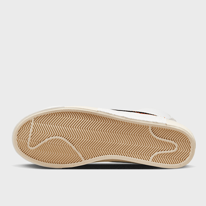 Nike Blazer '77 Remastered blanc 15254 3