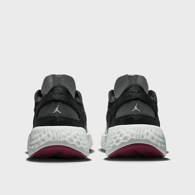 Jordan Delta 3 Low (GS) negro 15280 5
