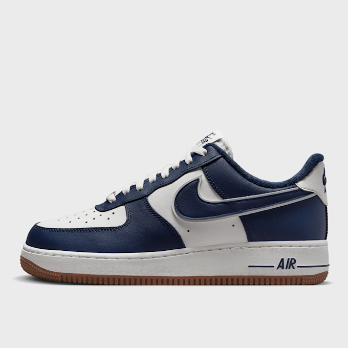 Nike Air Force 1 '07 LV8 bijela 15283 1