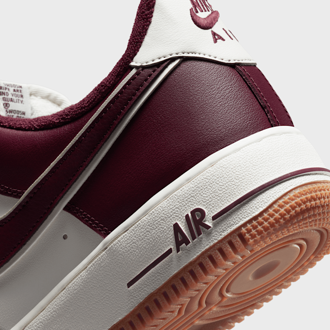 Nike Air Force 1 '07 LV8 bijela 15284 5