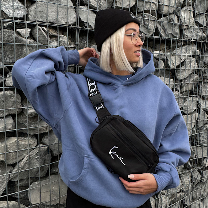 Karl Kani Woven Signature Light Weight Beanie schwarz 18497 4