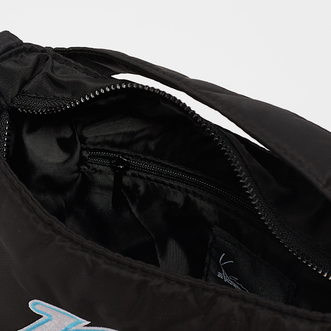 Karl Kani Varsity Handbag negro 19242 4