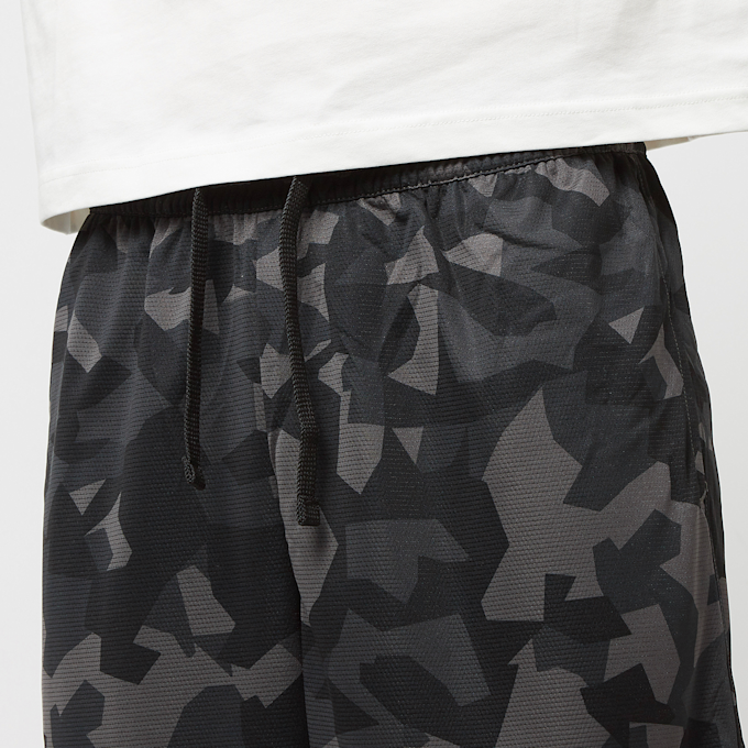 Nike   Team 31 Courtside Dri-FIT NBA Shorts negro 19250 4