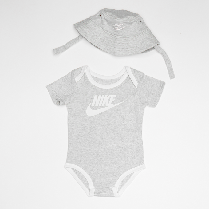 Nike Core Bucket Hat & Bodysuit 2pc set grijs 20316 1