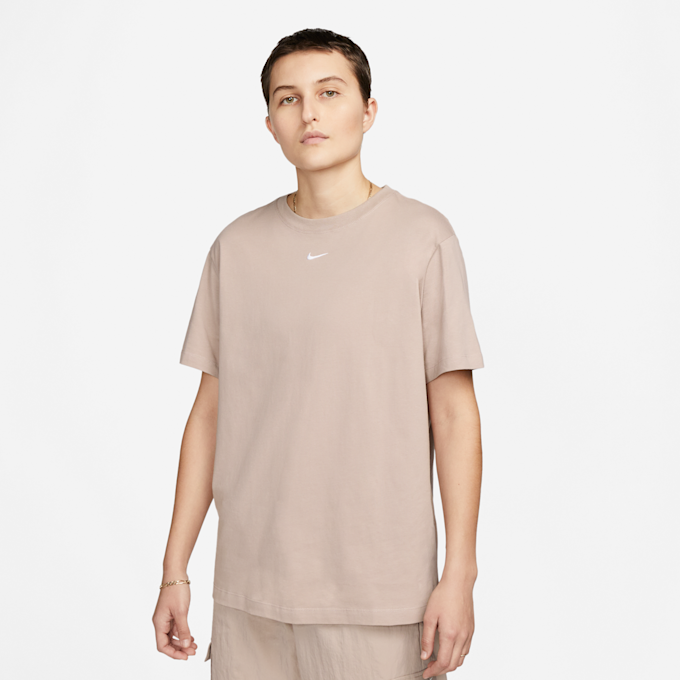 Nike   Sportswear Essentials T-Shirt beige 20786 1