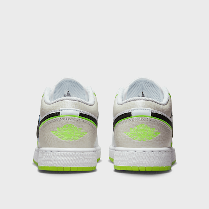 Jordan Air Jordan 1 Low SE (GS) biały 20859 5