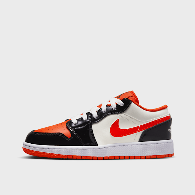 Jordan Air Jordan 1 Low SE (GS) orange 20860 1