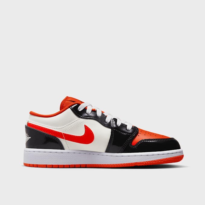 Jordan Air Jordan 1 Low SE (GS) orange 20860 2